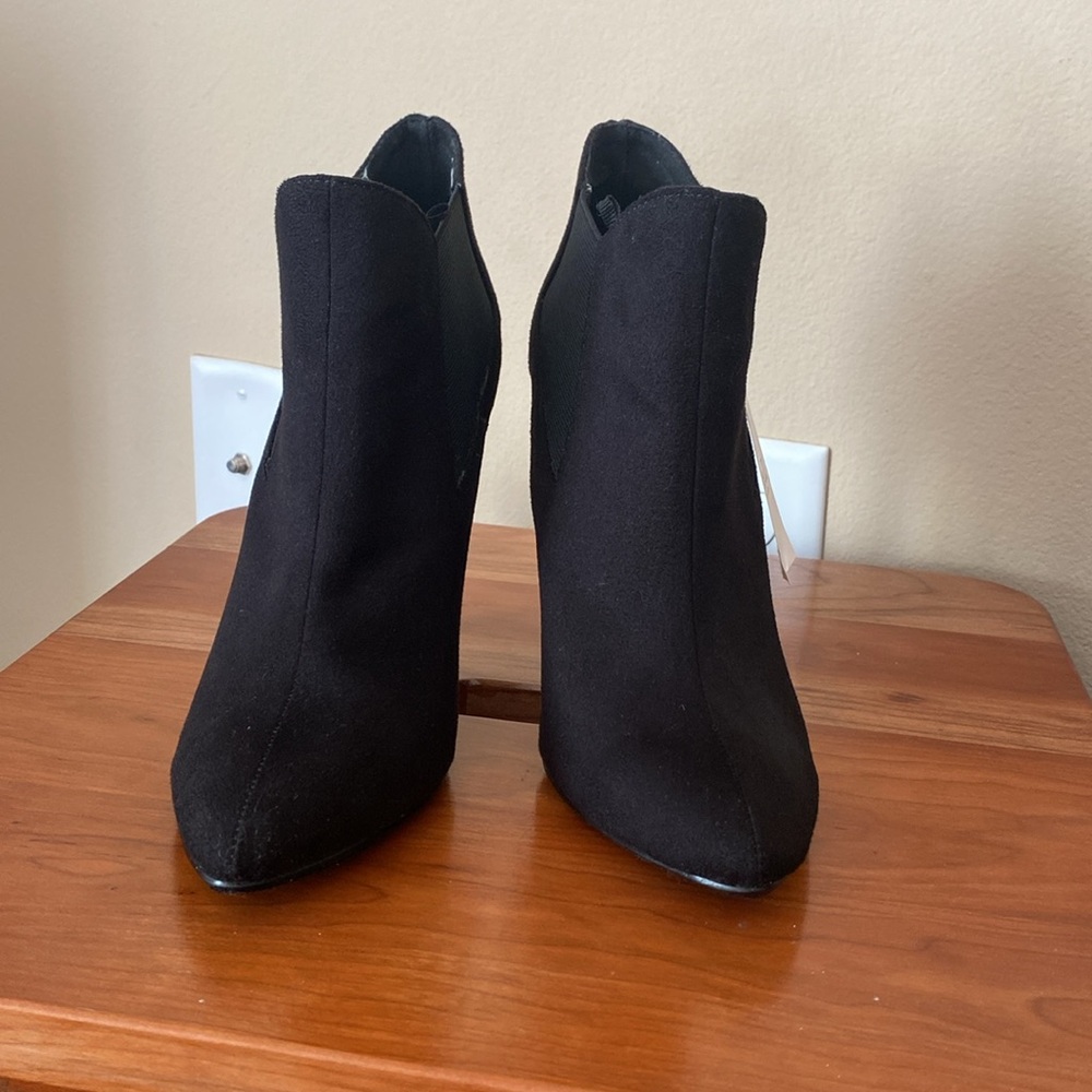 Rue 21 Black High Heel Booties Size 7/8 NWT - Picture 3 of 8
